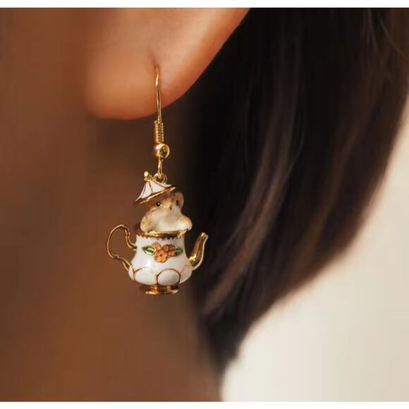 Squirrels In a French teapot women's new earrings & Pendant Set - Picture 4 of 4